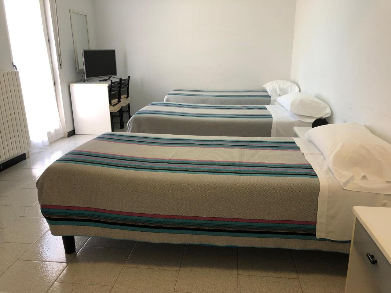 Hotel Lo Zodiaco Oppido Lucano Exteriör bild