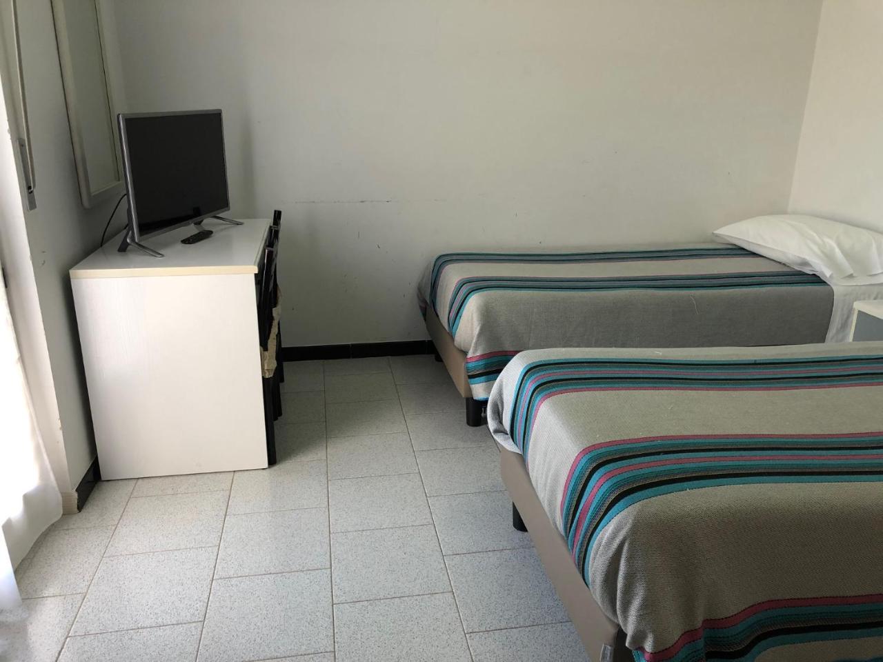 Hotel Lo Zodiaco Oppido Lucano Exteriör bild